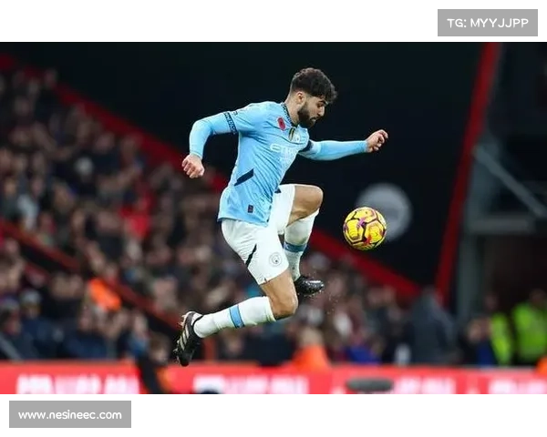 曼城7号后卫逆袭表现引热议 展现超凡技术助力球队稳固防线